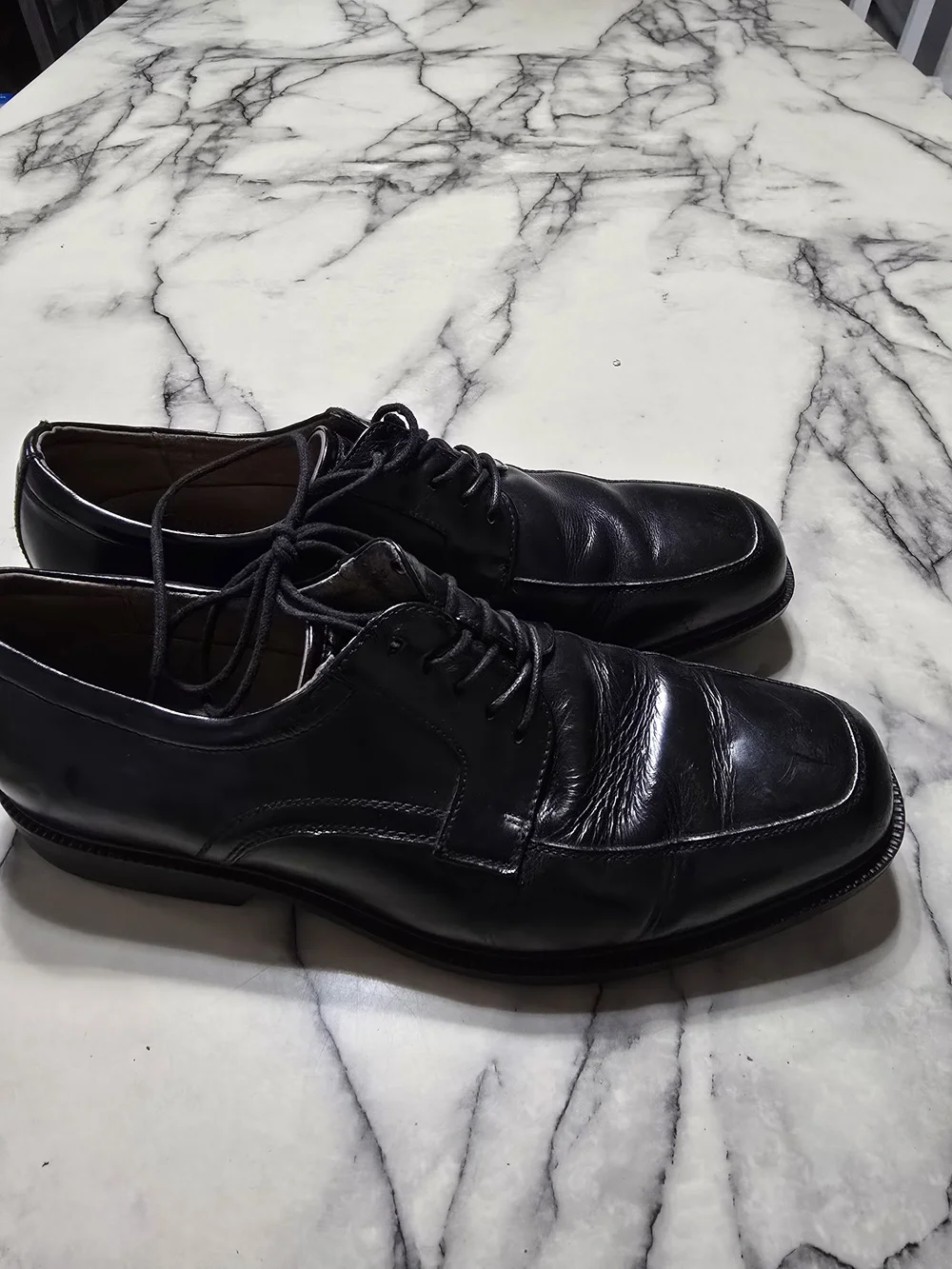 Clarks Classic Men's Black Leather Dress Shoes